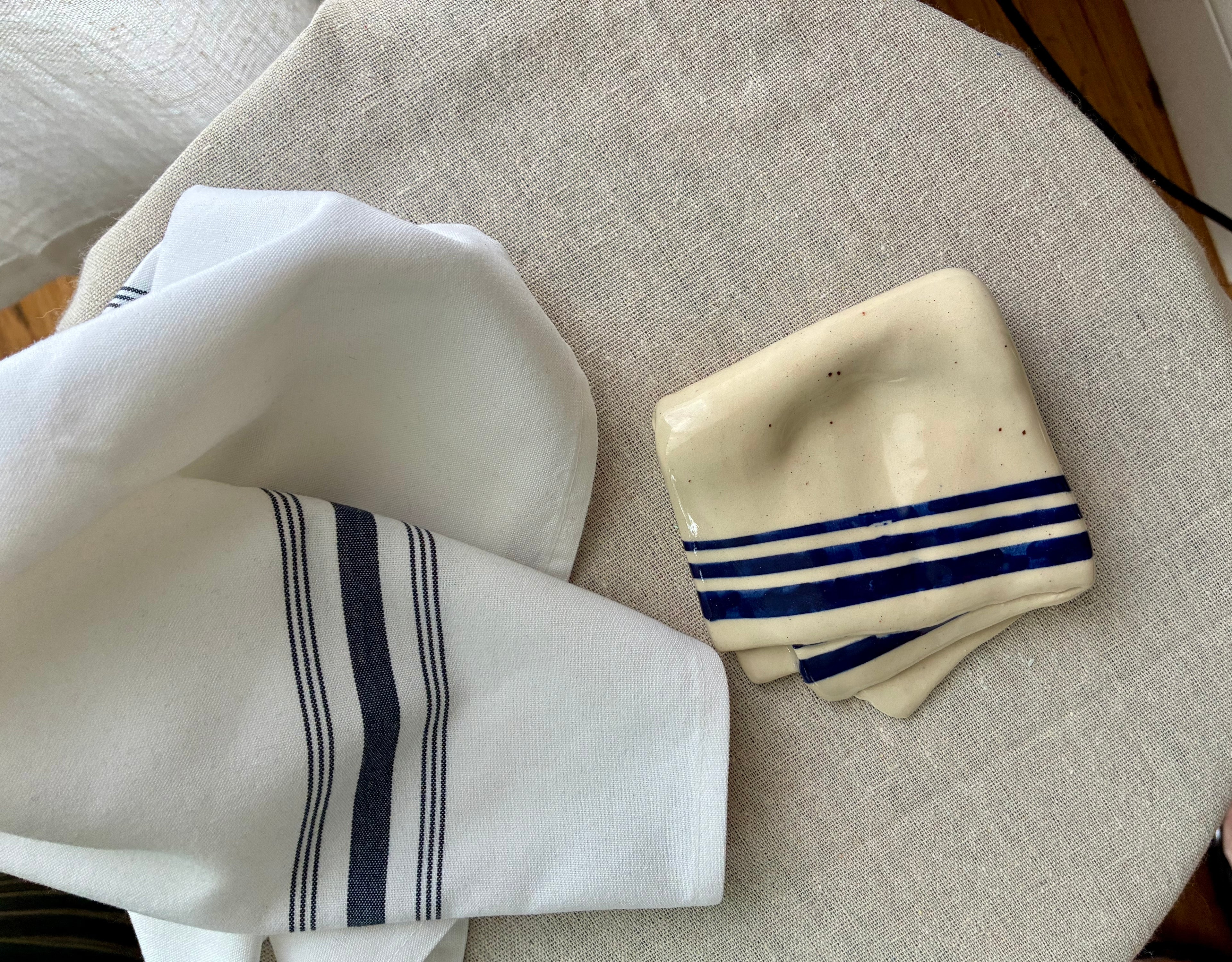 Linen Fold II— Spoon Rest