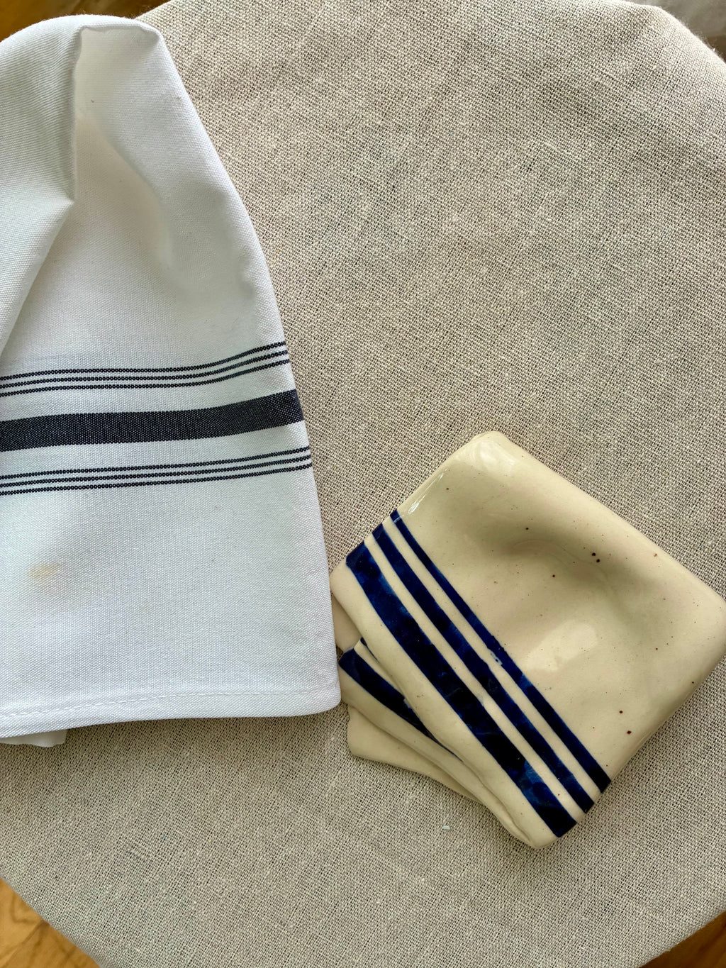 Linen Fold II— Spoon Rest