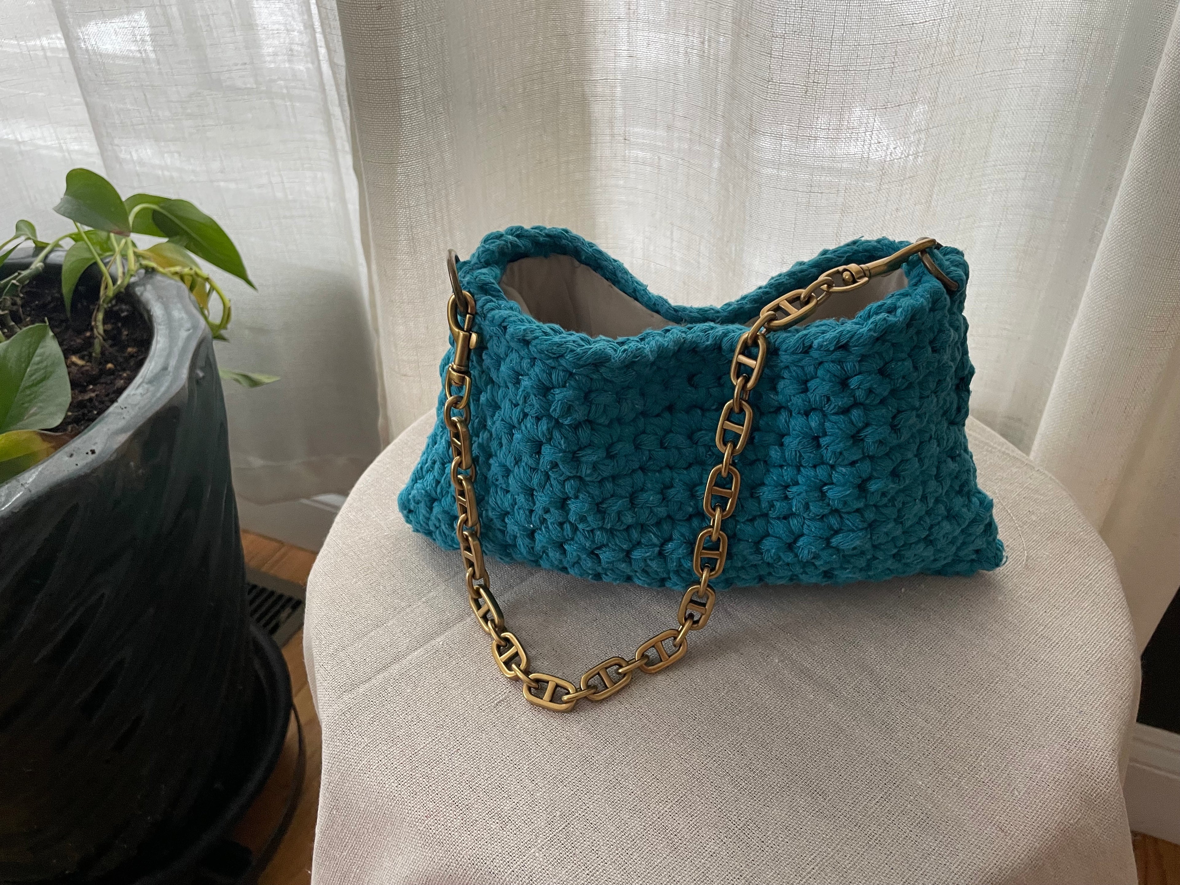 Alina | Signature Coastal Chain Bag