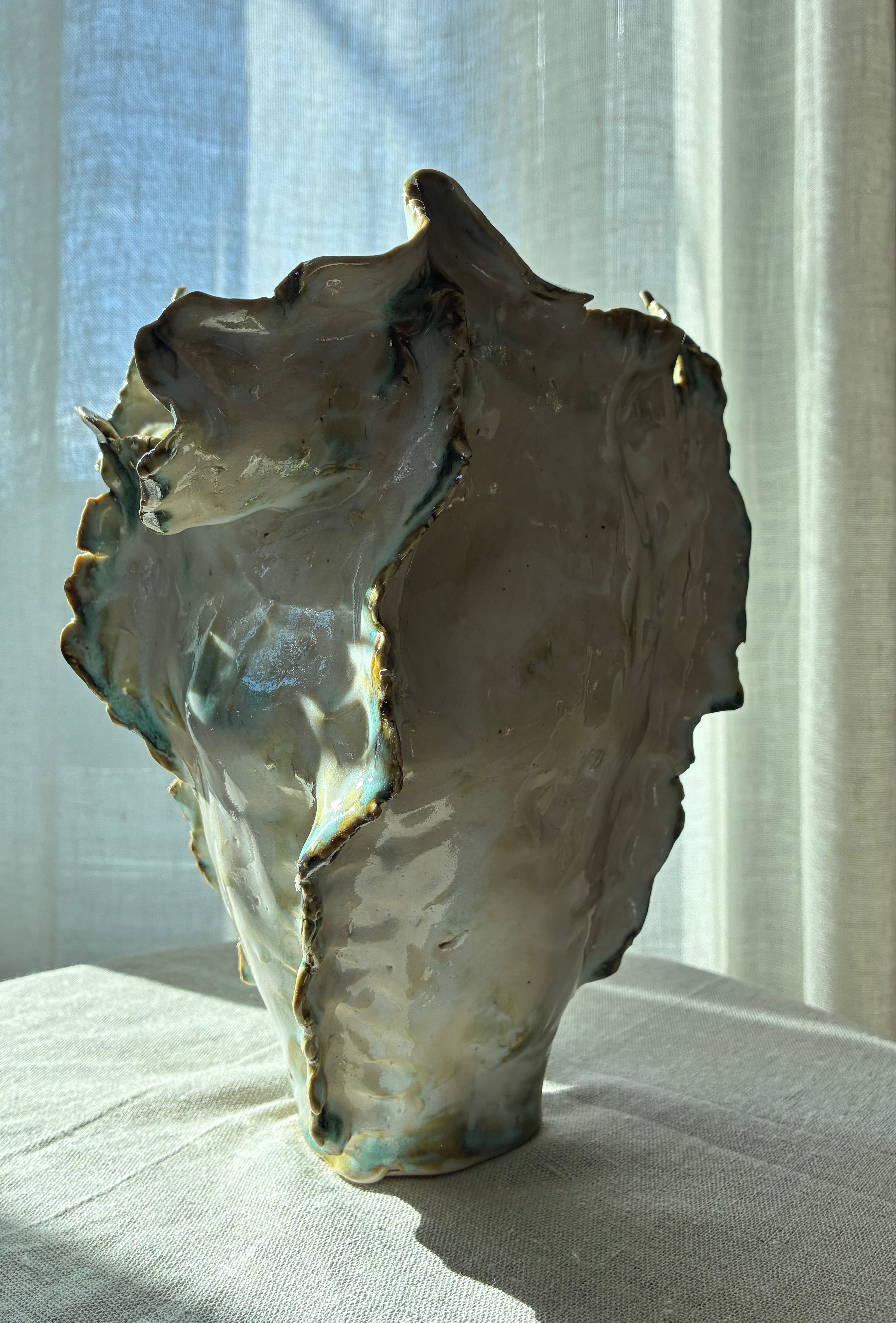 Seafoam Reverie – Sculptural Vessel
