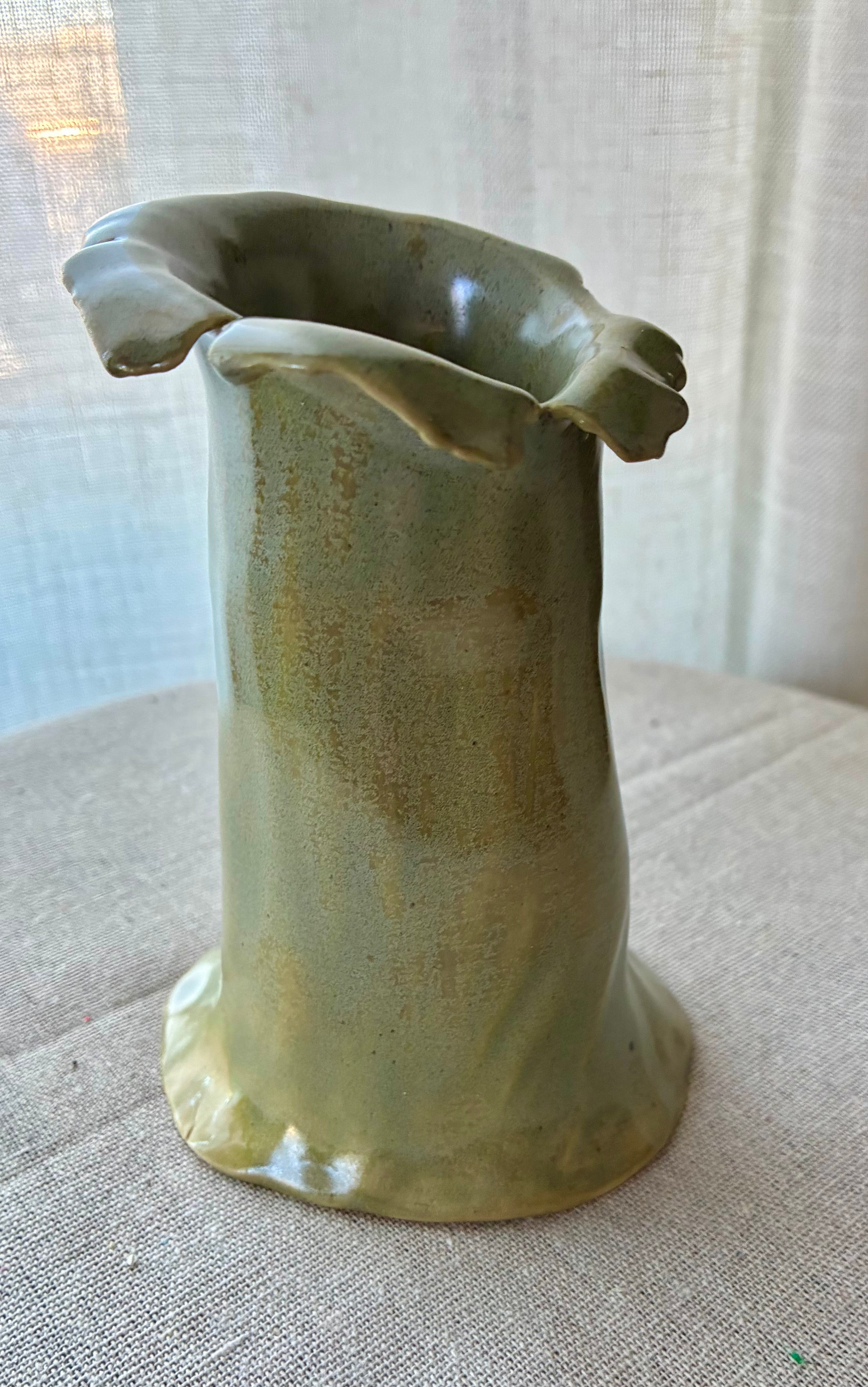 Elisa – Sculpted Vase