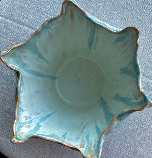 Aurelia – Coastal Form Vessel