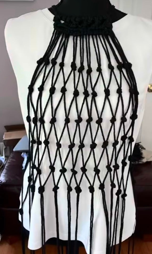 Duomo Noir — Hand-Knotted Macramé Overlay