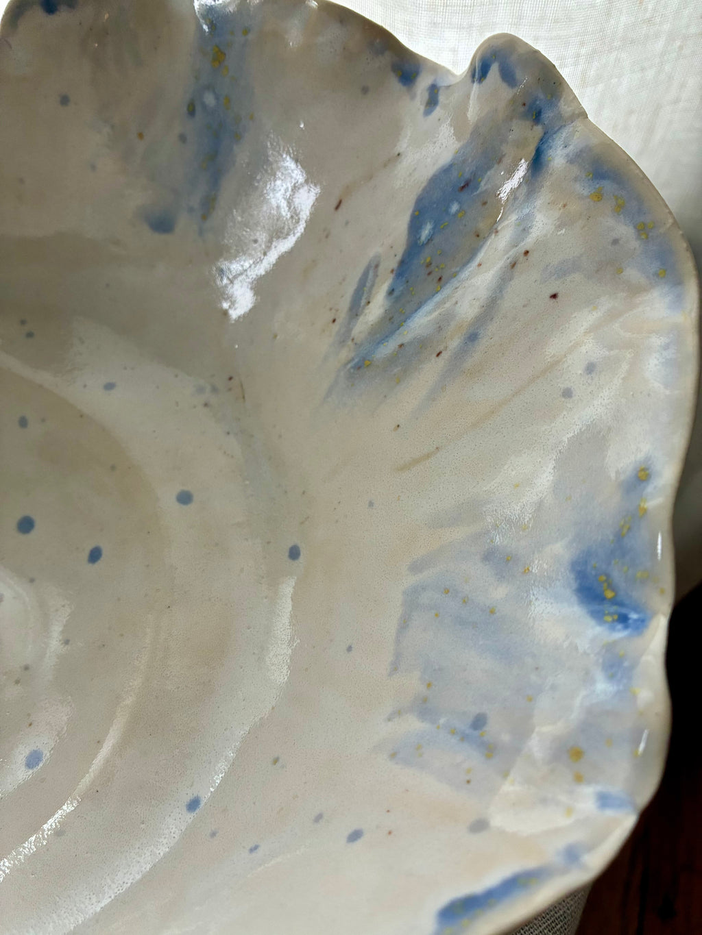 Hydrangea Drift – Sculptural Vessel