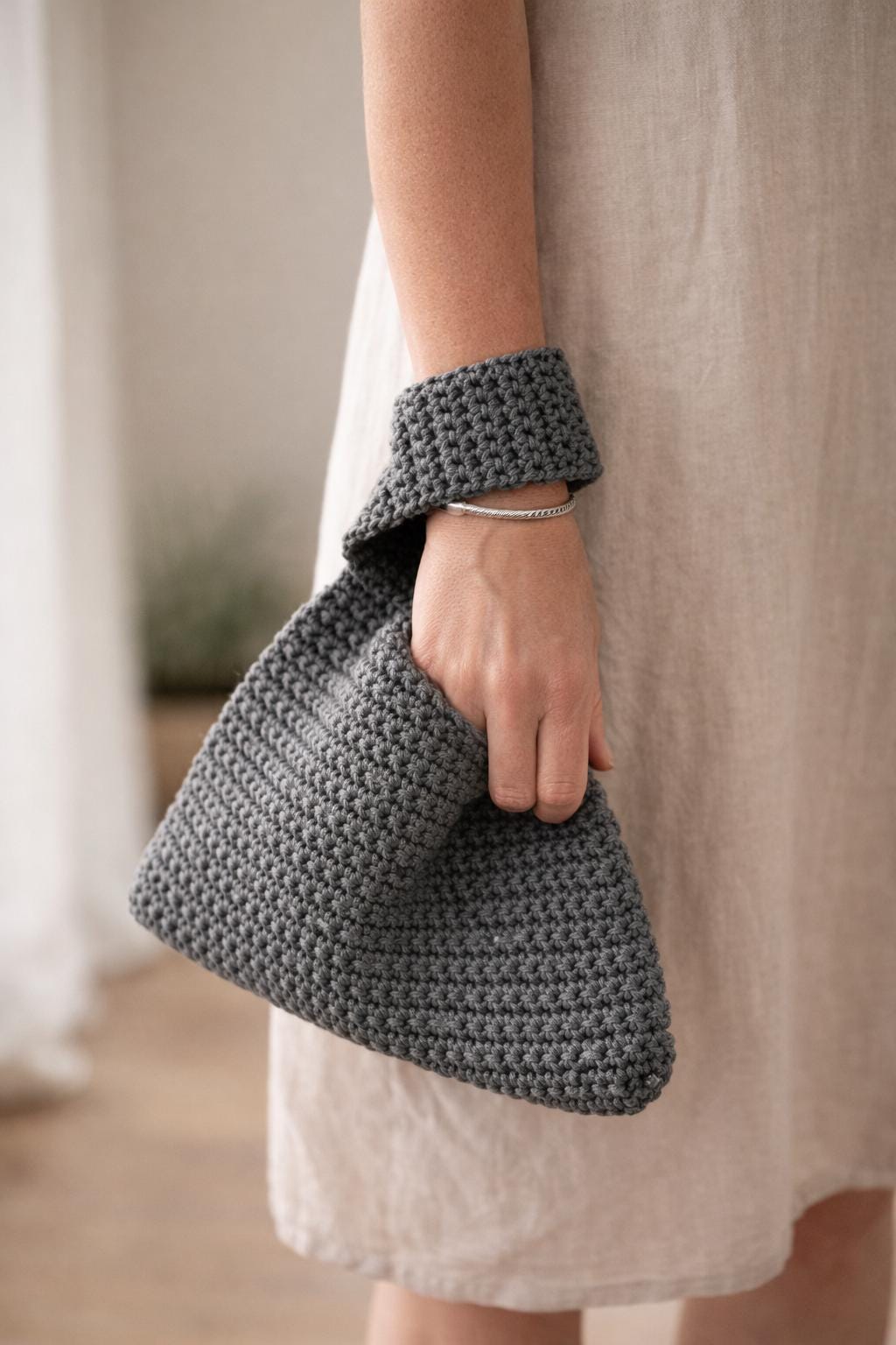 Handmade Textured Macrame Cord Wristlet – Sculptural Grey Crochet Clutch – Structured Minimalist Handbag – Modern Fiber Statement Piece